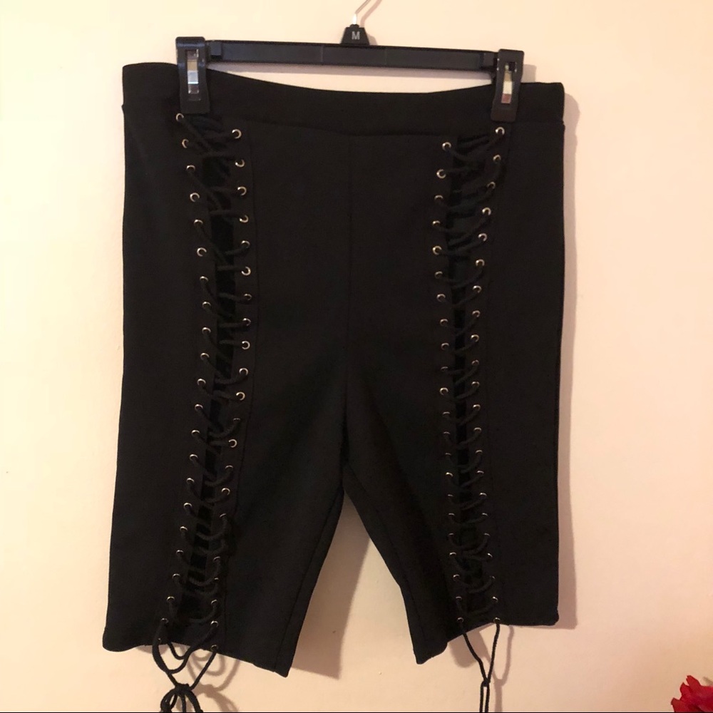 ❌🚫SOLD❌🚫Fashion Nova Black Tie Up Biker Shorts - Picture 8 of 8